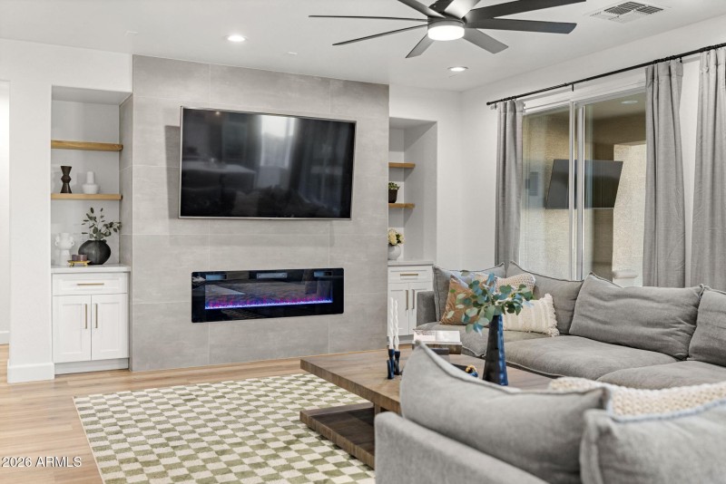 8-web-or-mls-14-w-blue-ridge-way