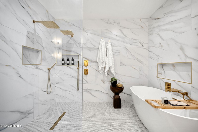 29-web-or-mls-14-w-blue-ridge-way