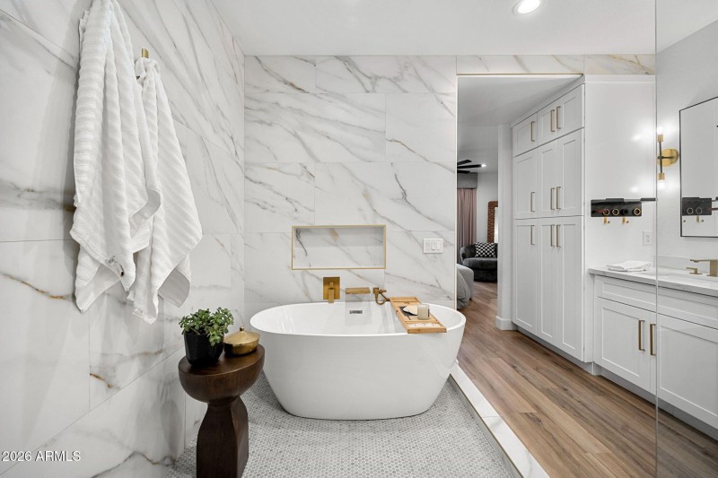 31-web-or-mls-14-w-blue-ridge-way