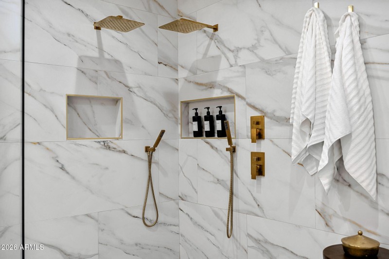 34-web-or-mls-14-w-blue-ridge-way