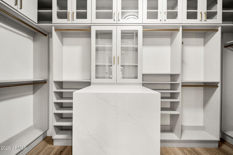 36-web-or-mls-14-w-blue-ridge-way