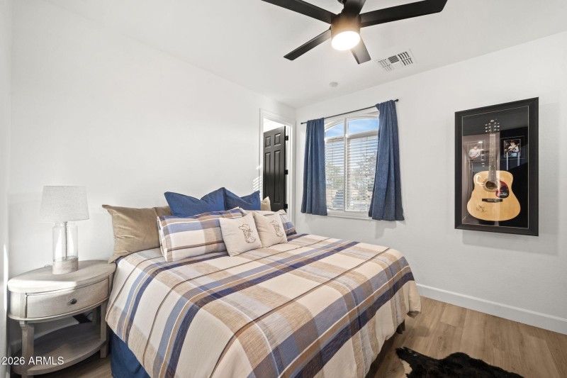 38-web-or-mls-14-w-blue-ridge-way