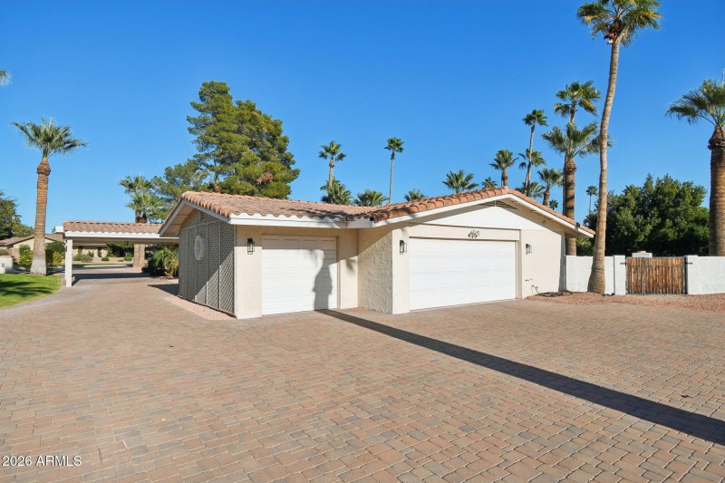 4-web-or-mls-E Estero Ln-S0502-004