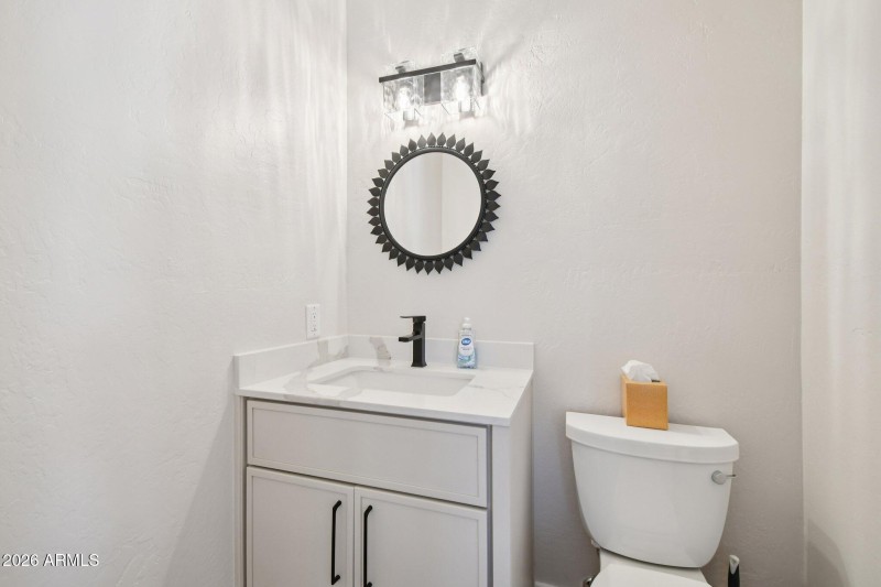 19-web-or-mls-E Estero Ln-S0502-019