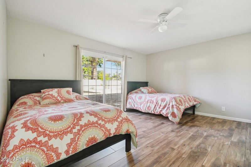 33-web-or-mls-E Estero Ln-S0502-033