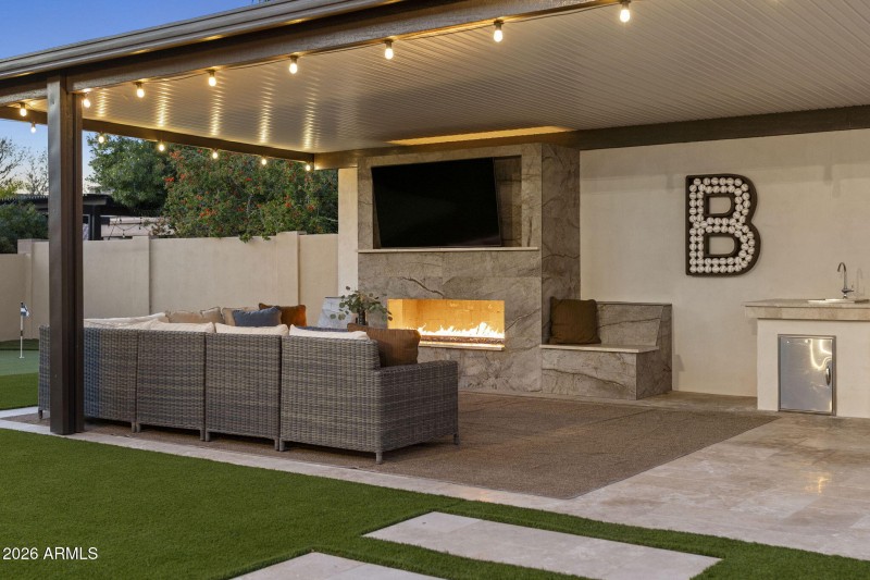 67-web-or-mls-14-w-blue-ridge-way