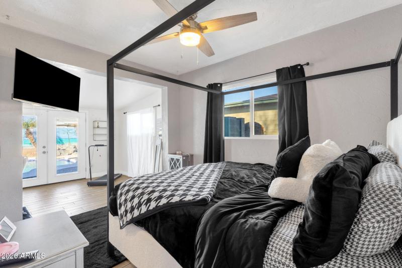 24-web-or-mls-20-s-catalina-st