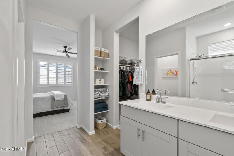 33_14601_Valentines33_mls