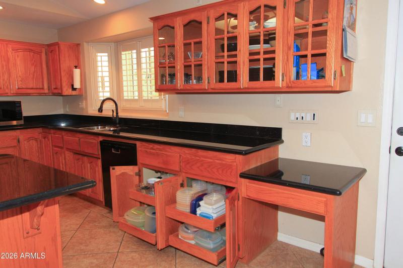 Kitchen 6 - pull outs for tupperware