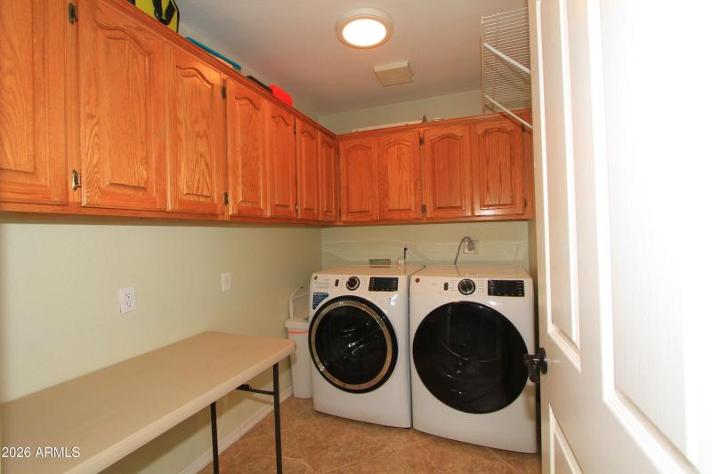 lots of storage in laundry