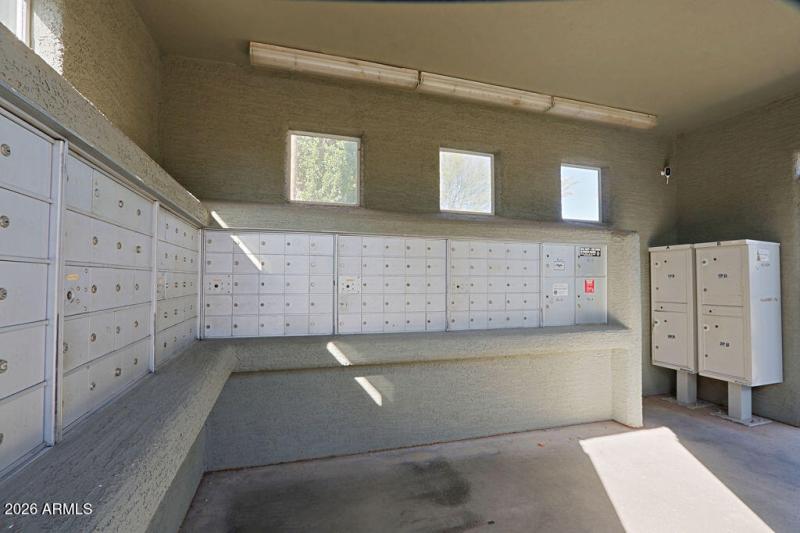 TheSprings-Mailboxes