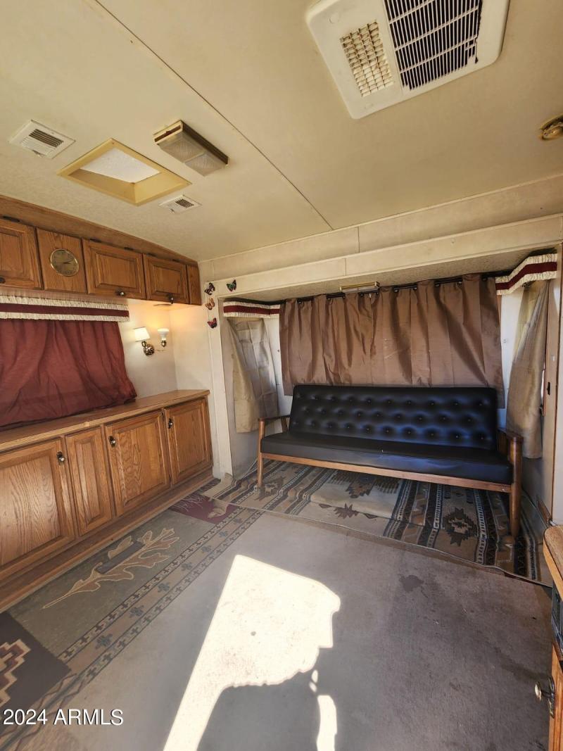 98a0b601-ed15-4d15-ba0c-5fa05dec892e