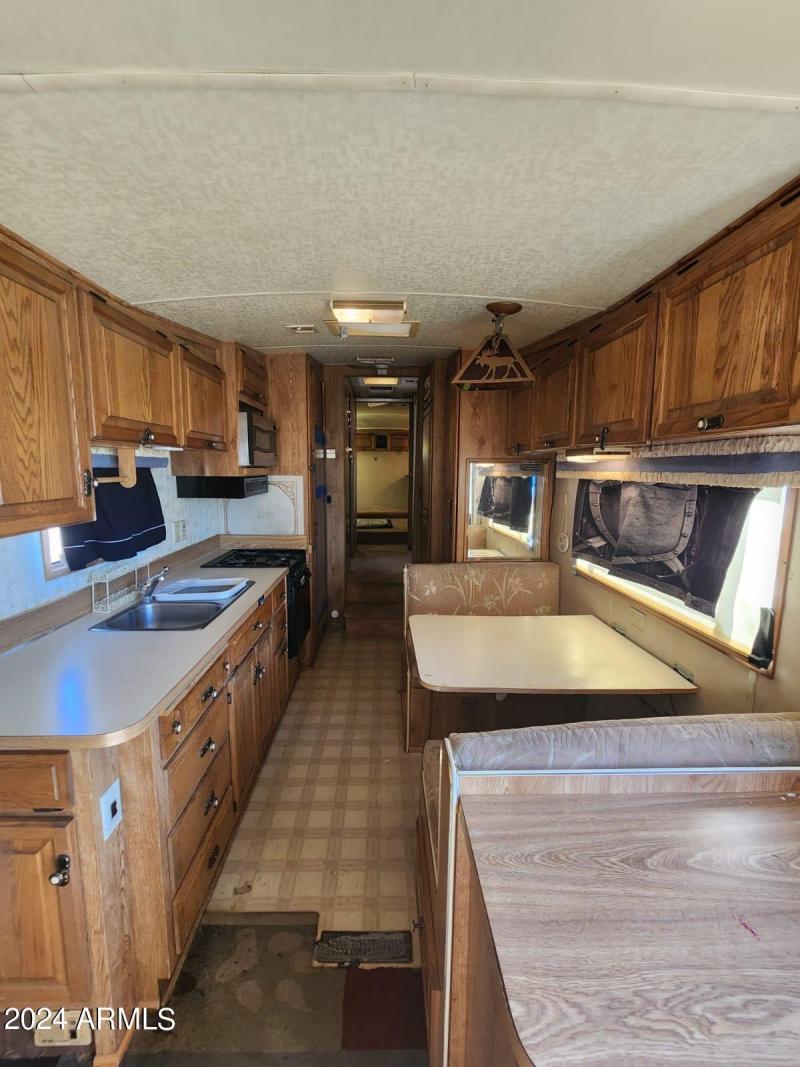 60964390-60af-40f5-ac4a-5389d308cf65