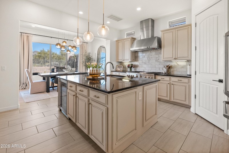 6114 E Bramble Berry Ln-36 (1)