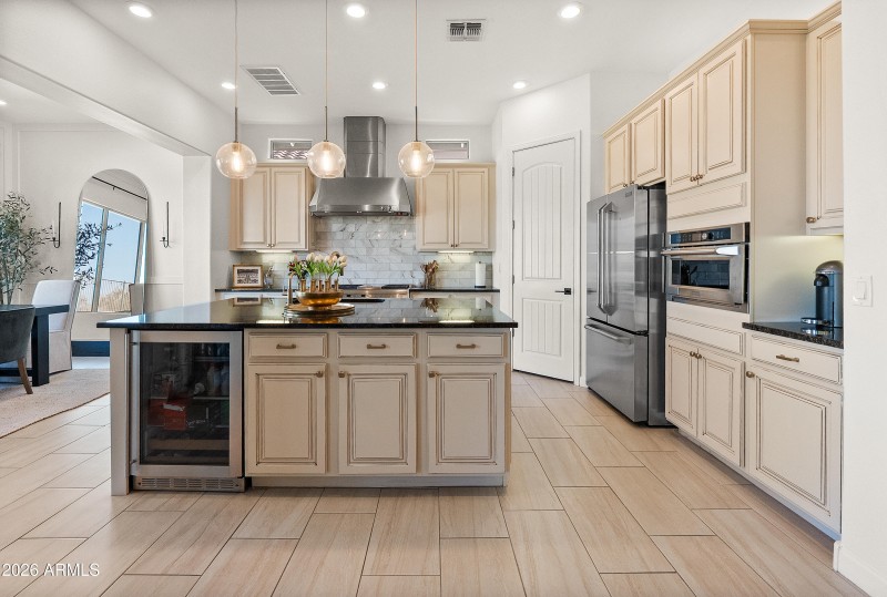 6114 E Bramble Berry Ln-37