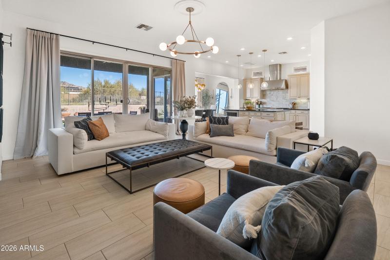 6114 E Bramble Berry Ln-43