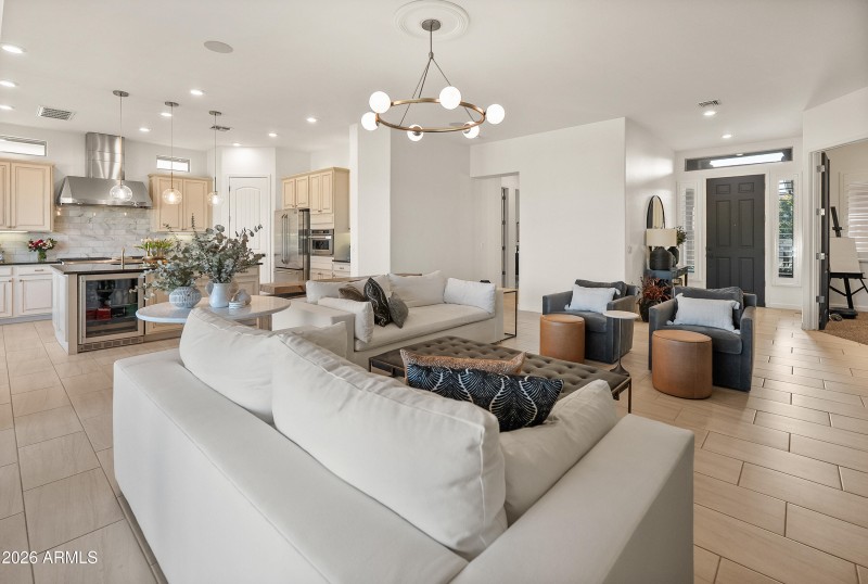 6114 E Bramble Berry Ln-44