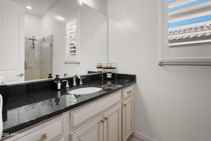 6114 E Bramble Berry Ln-75