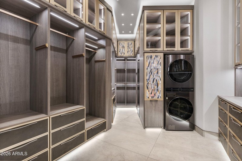 Custom Primary Closet with