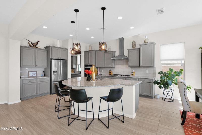 12-web-or-mls-P1448823