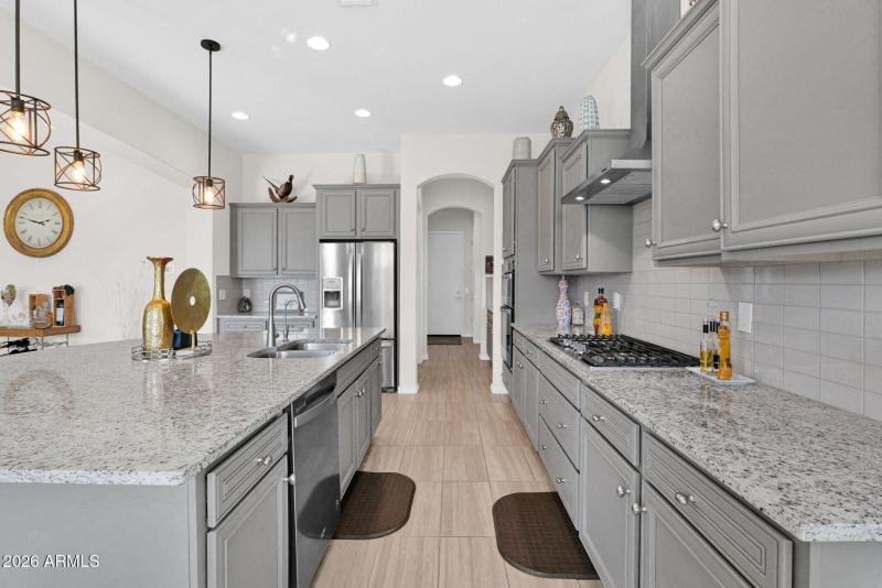 19-web-or-mls-P1448843