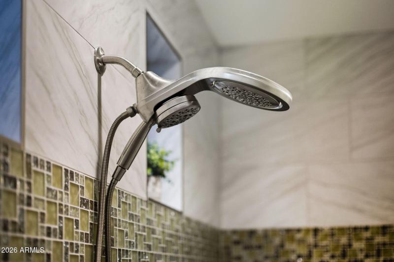 26-web-or-mls-4387 W Ruby Drive-24