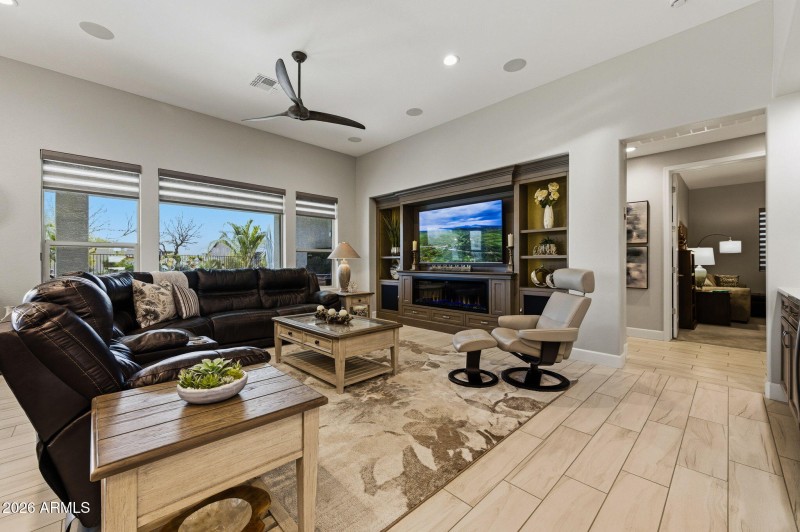 33-web-or-mls-4387 W Ruby Drive-31