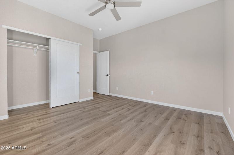 38-web-or-mls-2108-lakewood-dr