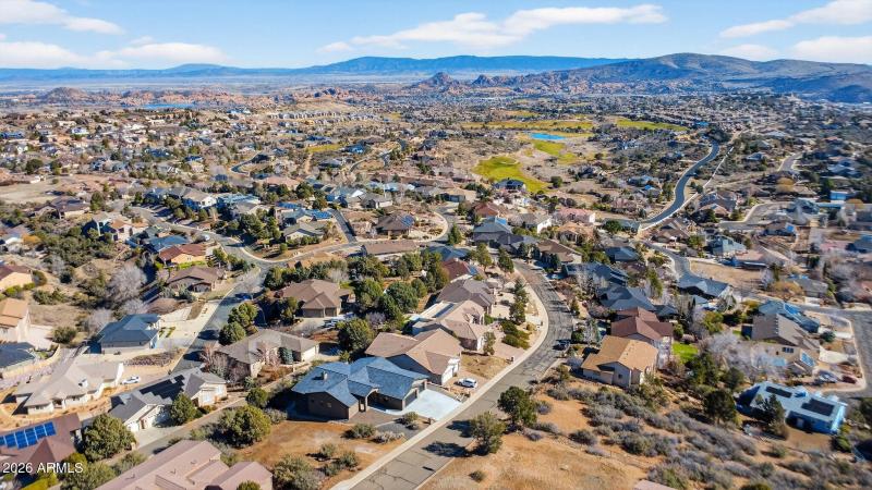 48-web-or-mls-2108-lakewood-dr