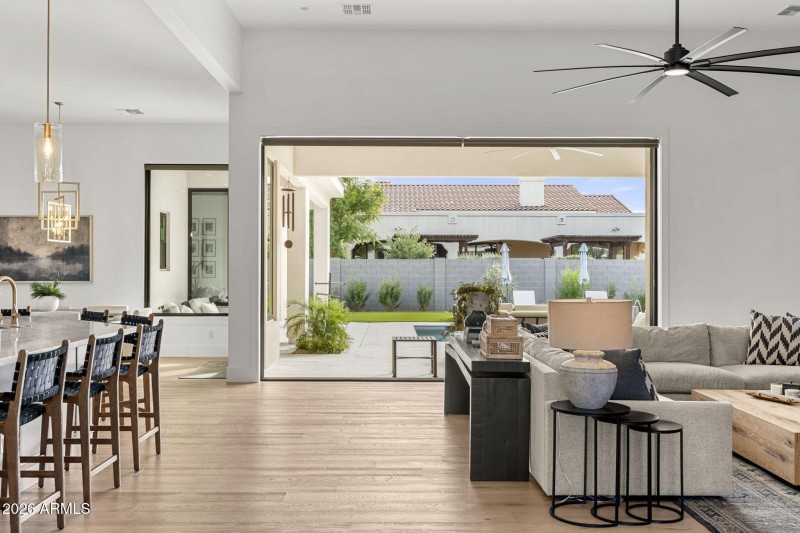 6-web-or-mls-4305-e-virgo-pl