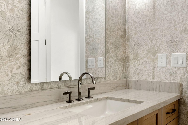 51-web-or-mls-4305-e-virgo-pl