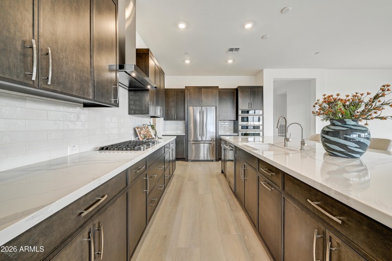 Trilogy_Ridgecrest_Latigo_HS_89_kitchen3