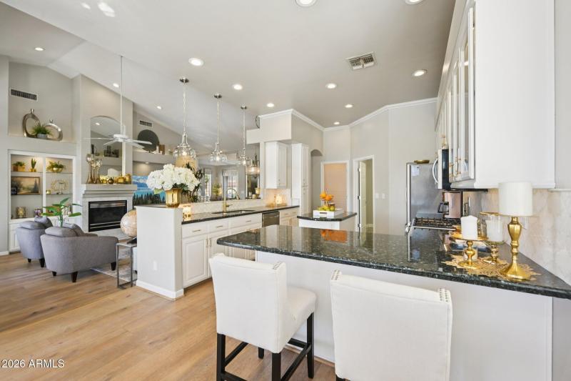 19-web-or-mls-N 56th Ave-S0502-019