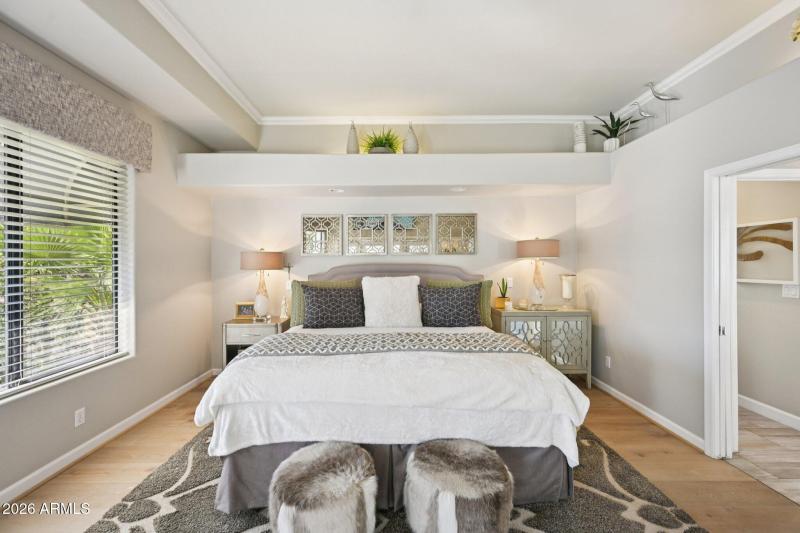 35-web-or-mls-N 56th Ave-S0502-035