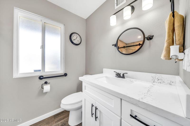 14633 N Boswell Blvd-33