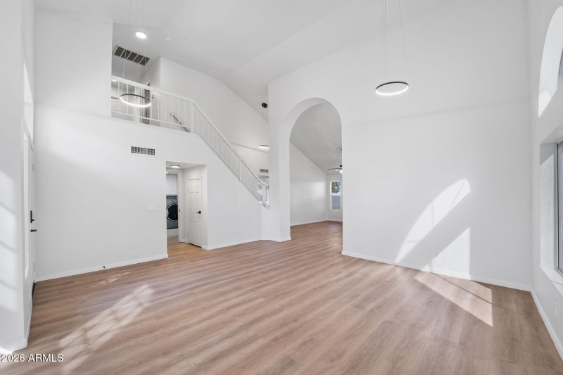 006__1405 N Jamaica Way