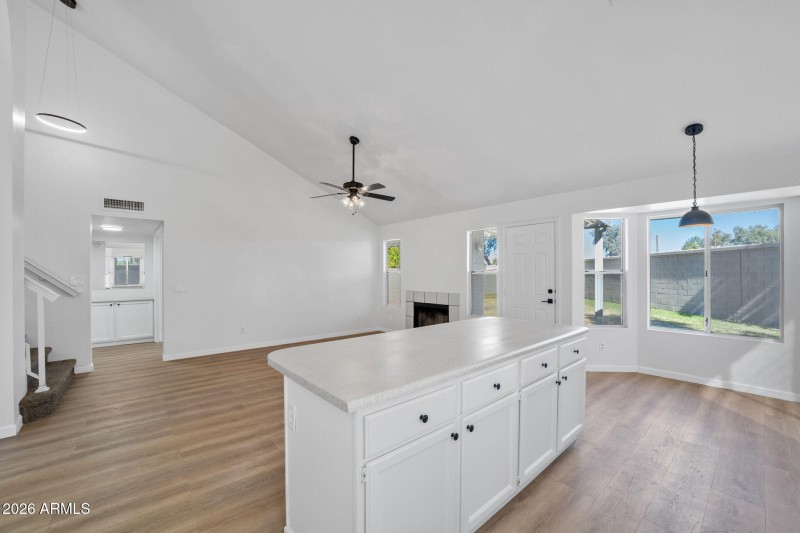 013__1405 N Jamaica Way