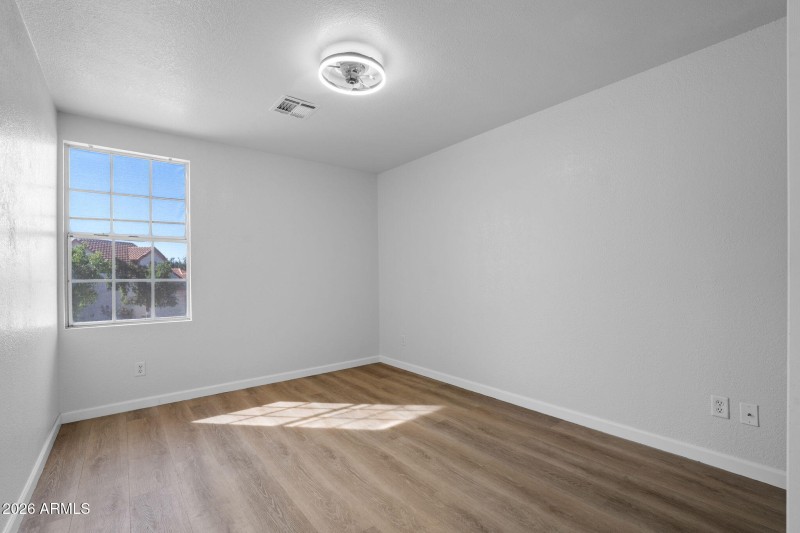 019__1405 N Jamaica Way