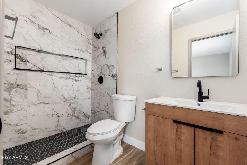 3556 E Helena Dr - 14