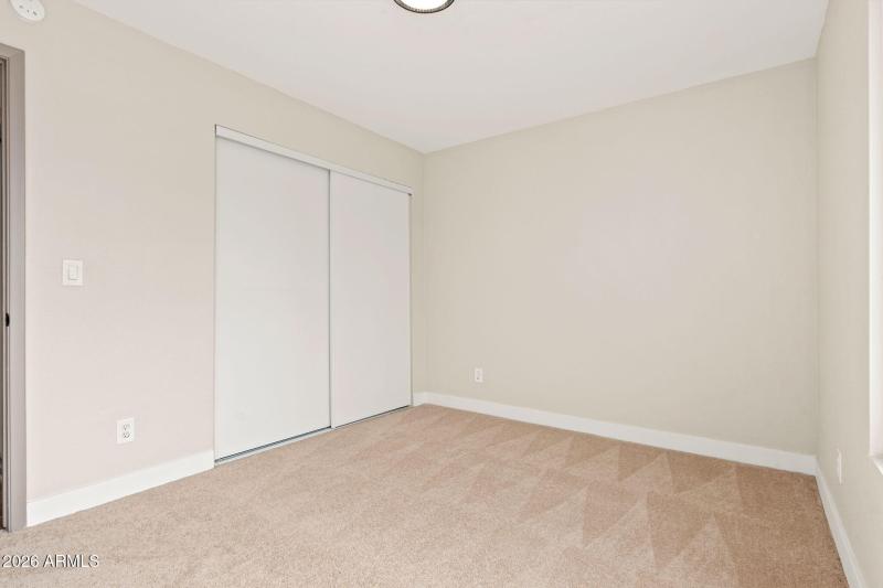 3556 E Helena Dr - 18