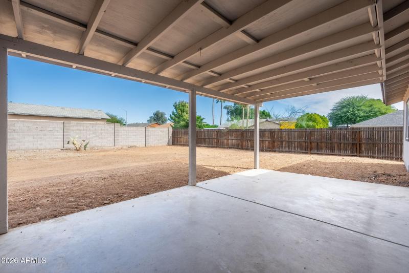 3556 E Helena Dr - 19