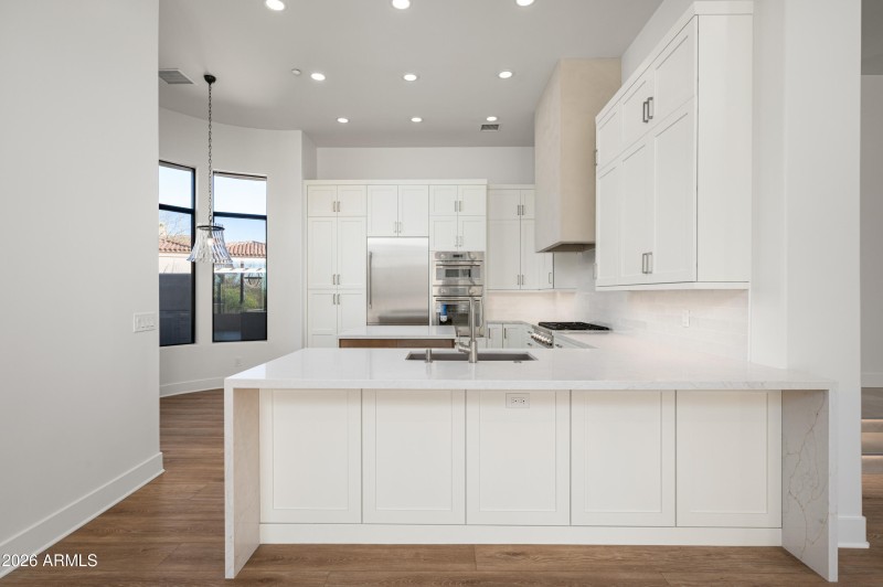 9280EThompsonPeakPkwy42-16