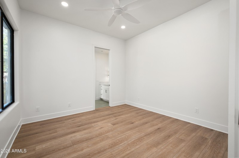 9280EThompsonPeakPkwy42-33