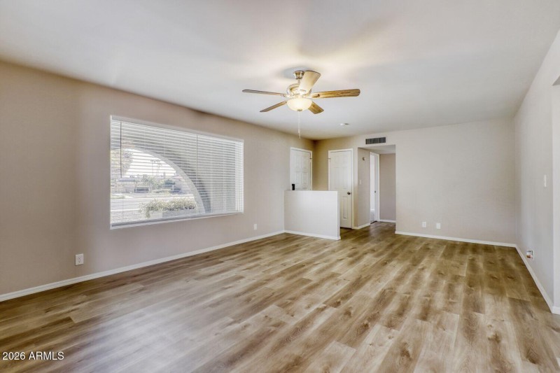 864 N 62nd St - Web Quality - 008 - 08 L