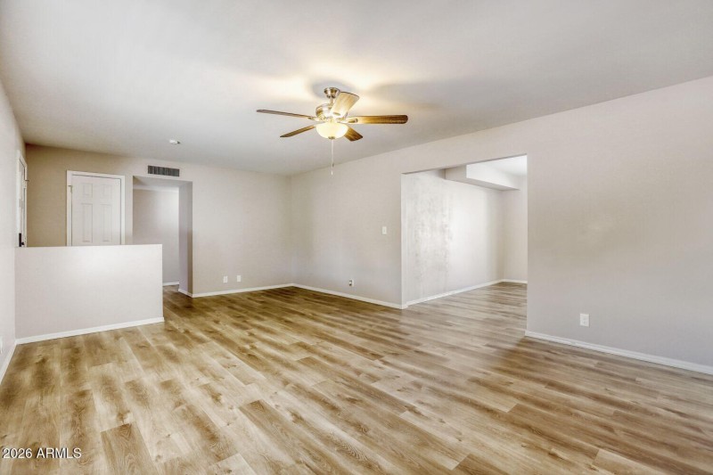 864 N 62nd St - Web Quality - 009 - 09 L