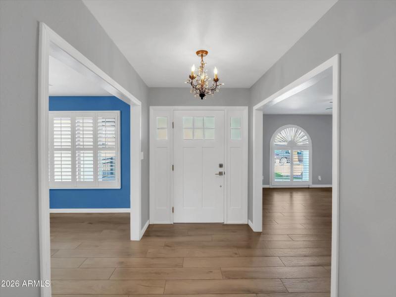 18-2401 S Saratoga-18