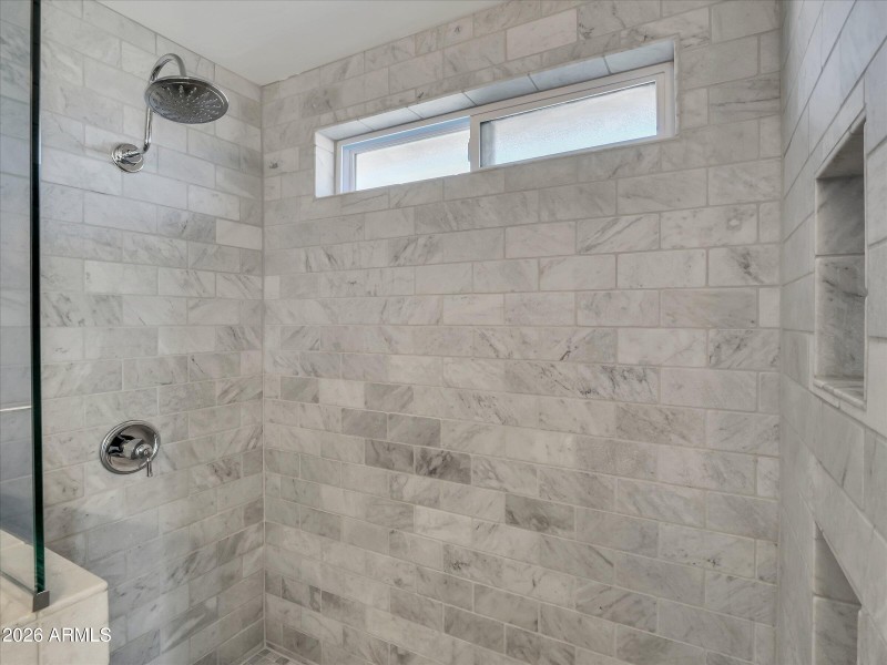 37-2401 S Saratoga-37