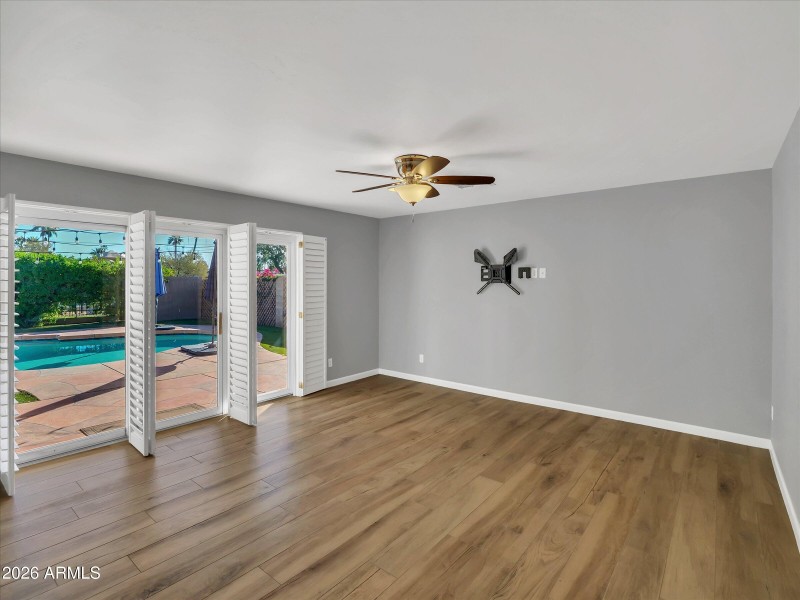 38-2401 S Saratoga-38