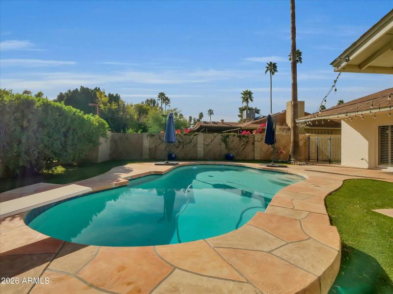 54-2401 S Saratoga-54