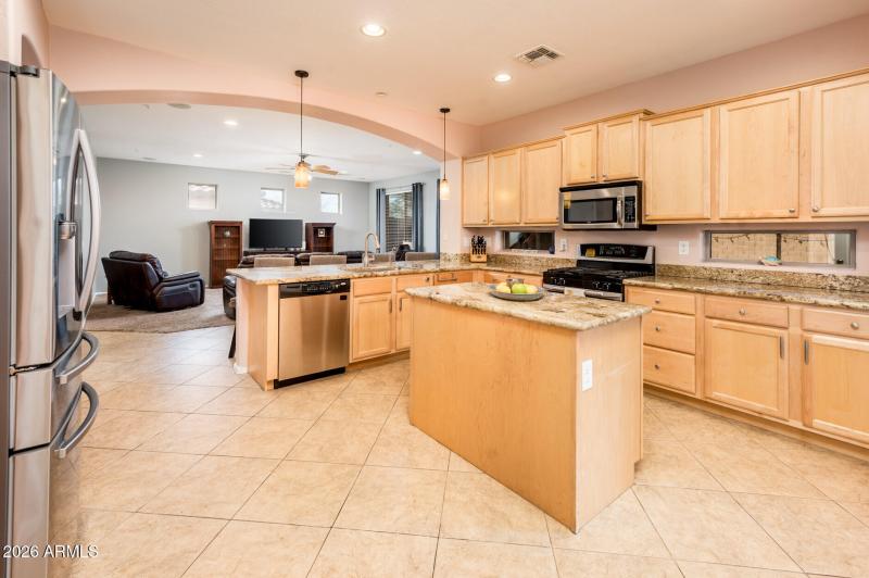 31126 N 131st Dr - MLS-20